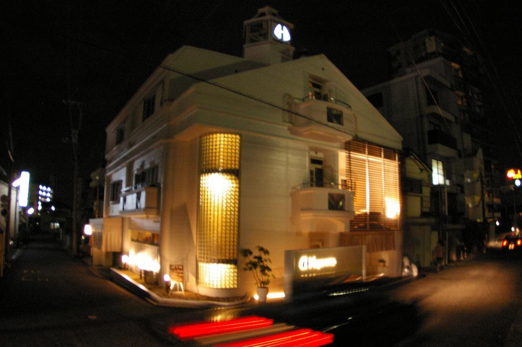 Hotel Hagoromo Hiroshima Bagian luar foto